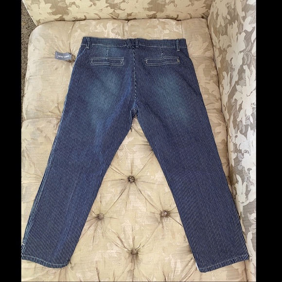 Stripped Jeans - Picture 3 of 6